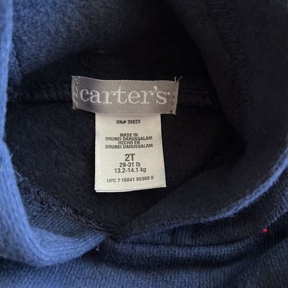 Carter’s Hooded Sweatshirt. - Picture 4 of 7